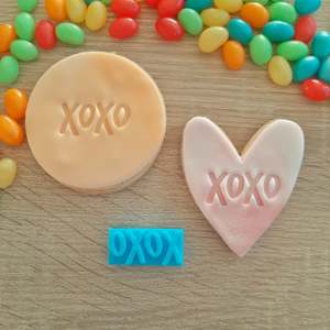 Small xoxo Fondant Stamp