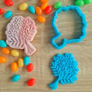 Thank You Fondant Stamps: Flower Bouquet Cookie Cutter & Fondant Stamp