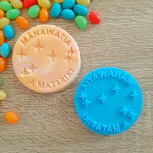 Matariki Cutters Stamps: Mānawatia a Matariki with Stars Fondant Stamp