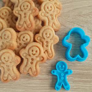 Christmas 2024: Mini Gingerbread Man Cookie Cutter & Stamp