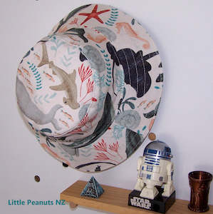 Sunhats: Bucket Hat - Ocean