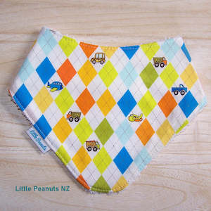 Matching Gifts: On The Move Dribble Bib