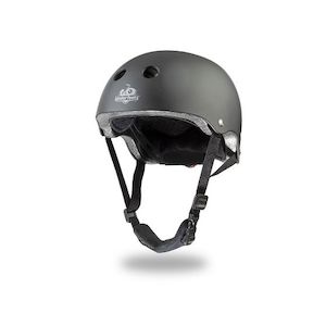 Kinderfeet: Black Matte Helmet - Kinderfeets