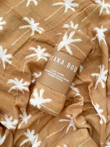Swaddle: SEAKA.BOO Arlo Palm Muslin Swaddle - Toffee