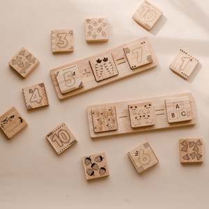 Q Toys: Q Toys Wooden Maths Frame