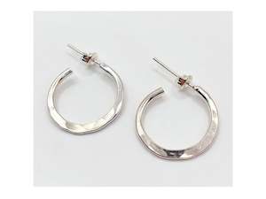 Nicola Roake: Small Hoop earrings