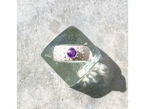 Kina Ring - Round Amethyst