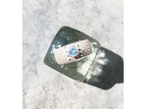 Rachel Lambert: Kina Ring - round swiss topaz
