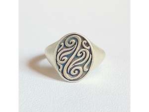 Kowhaiwhai signet ring