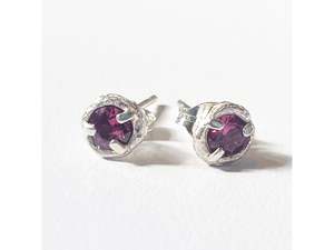 Natalie Salisbury: Briar Bud Garnet Medium Studs