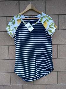 Womans Ready To Post Clothes: Woman's Raglan Tee sz 14
