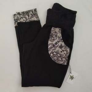 Womans Joggers 1: RTS Sz 18 *Woman's Joggers With Lace Print Pockets!