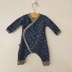 Ready To Send: Prem Navy Crosses Romper  4-6lb