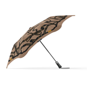Winter: BLUNT Metro Umbrella | x Saben