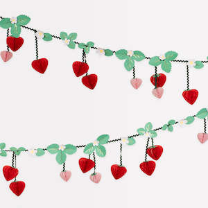 Meri Meri Garland | Strawberry
