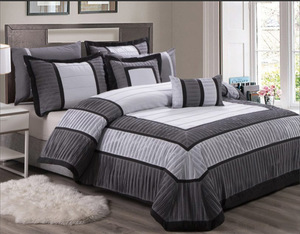 Products: BRAND NEW 7 piece crimped comforter set 70