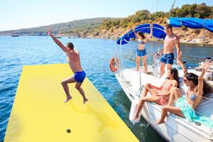 2.4M x 1.8M  KiwiSplash  Floating Mat for water party |Private island | Water Mat