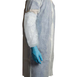 Sleeve Protectors: Bastion White Plastic Sleeve Protectors 100/Pack