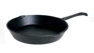 Kitchen & Dining: Simon Gault Pre-Seasoned Cast Iron Frypan 25cm