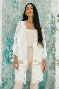 Isle of Mine Oline Kimono-Lotus