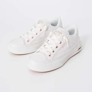 Sketchers: Skechers Archfit Arcade Meet ya there -White