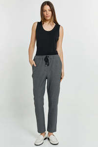 Betty Basics: Betty Basics Kenzie Jogger