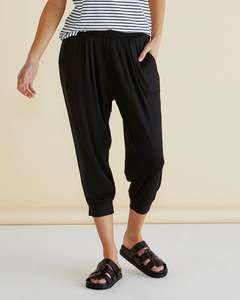 Betty Basics: Betty basics Tokyo 3/4 Pant Black