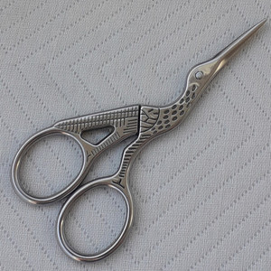 Retro Stork Scissors Lochanside Alpacas