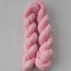 Pink & White Marshmallows 4ply Lochanside Alpacas