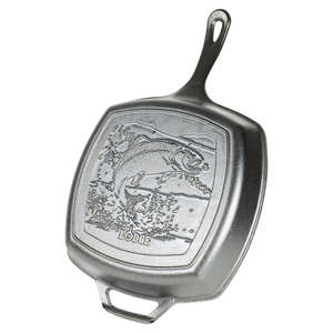 Griddles Grill Pans: Cast Iron Wildlife Series Square Grill Pan 26cm