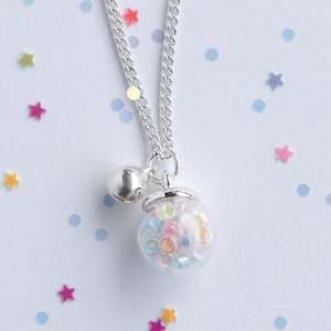 Lauren Hinkley: Fairy Magic Necklace (Glow in the Dark)