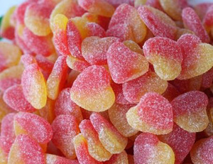 Gummy and Jelly Sweets : Sour Peach Hearts 2kg