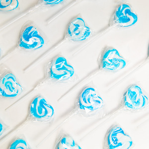 Weddings Anniversaries: Swirly Heart Pop