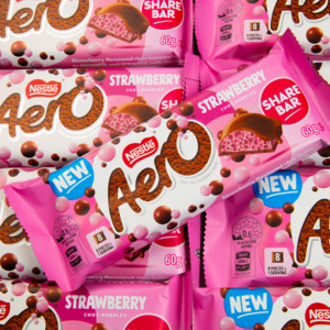 Milk Chocolate: Aero Strawberry