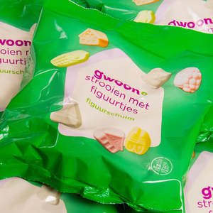 Dutch: Mixed Figure Foam Sweets (Strooien Met Figuurtjes)