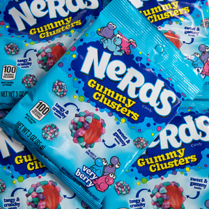 Nerds Clusters Berry Peg Bag 85g