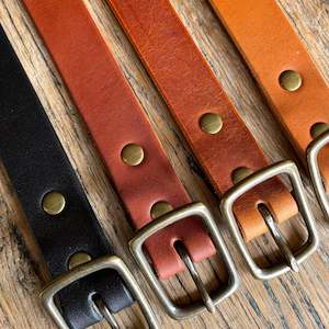 Accessories: Classic Narrow Belt