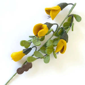 All Brands: Little Lammies | Felted Flowers | Kōwhai