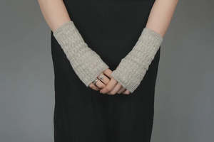 Clothing: Knit Shepherd | Cascade Wrist Warmers | Arapawa Blend