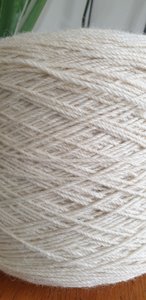 NEW Undyed, white carpet wool, 250 gram ball