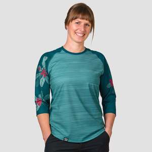 Women's Stack 3/4 Sleeve Karo Crew