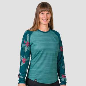Karo: Women's Stack L/S Karo Crew