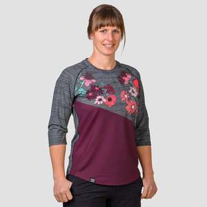 Native Boom: Women's Stack 3/4 Sleeve Native Boom Crew