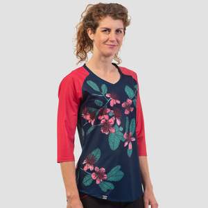 Feijoa: Women's Stack 3/4 Sleeve Feijoa