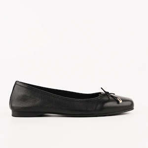 hush puppies: HUSH PUPPIES WOMENS KETTLE - BLACK