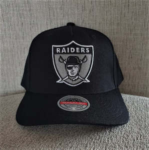 MITCHELL & NESS RAIDERS SNAPBACK - BLACK/GREY