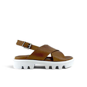 On Sale: EOS PLUMA - BRANDY