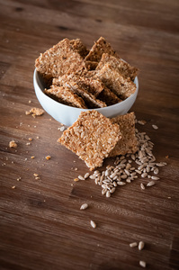 Products: Quinoa Crackers Lotta Love