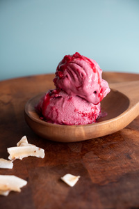 Raspberry Ripple Ice Cream (vegan) Lotta Love