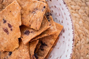 Products: Olive Crackers Lotta Love